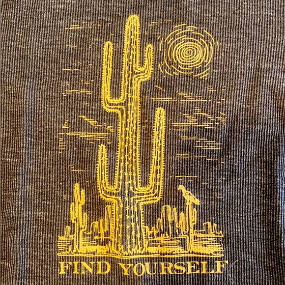 Here is a Sonoma-brand lovely long-sleeve charcoal gray shirt! - Picture 3 of 3